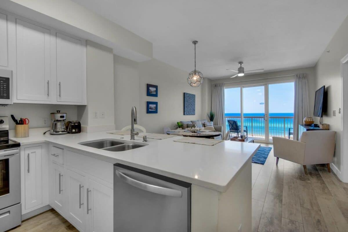 Brightly Furnished Beachfront Condominium By Brightwild Panama City Beach Kültér fotó