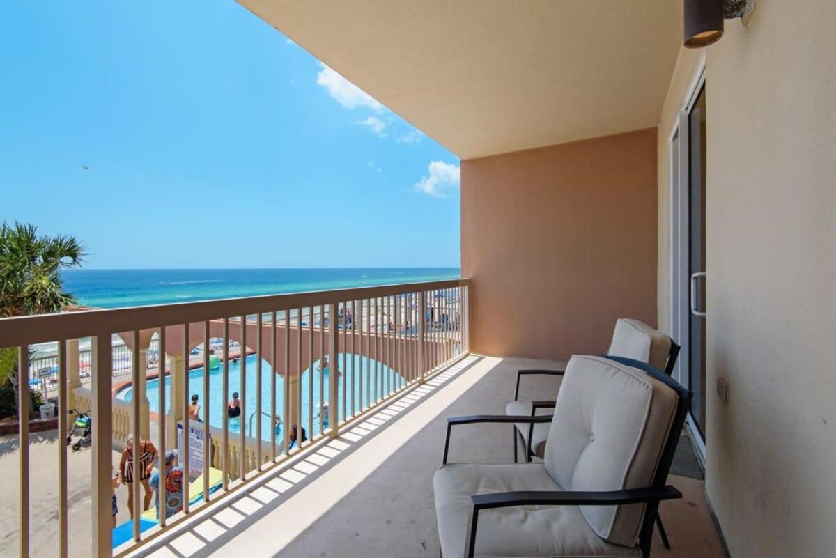 Brightly Furnished Beachfront Condominium By Brightwild Panama City Beach Kültér fotó