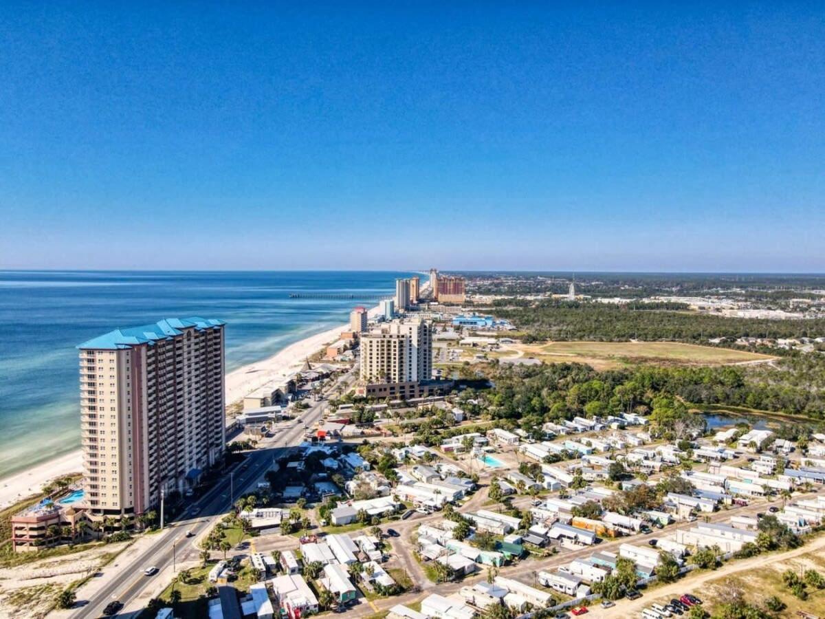Brightly Furnished Beachfront Condominium By Brightwild Panama City Beach Kültér fotó